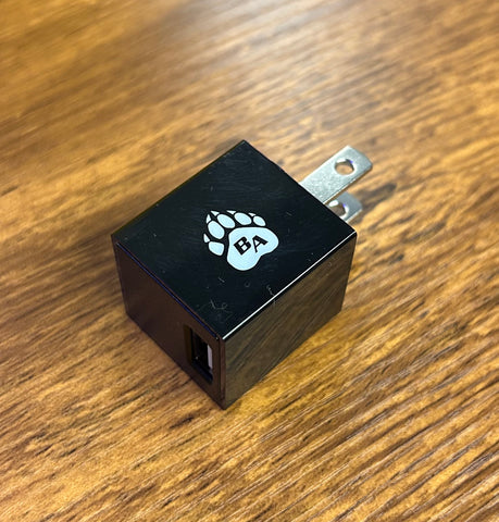 BA Paw Print USB Charging Block