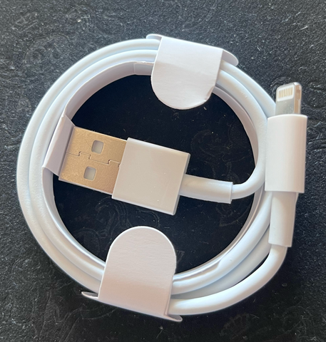 1 meter USB to Lightening charge cable